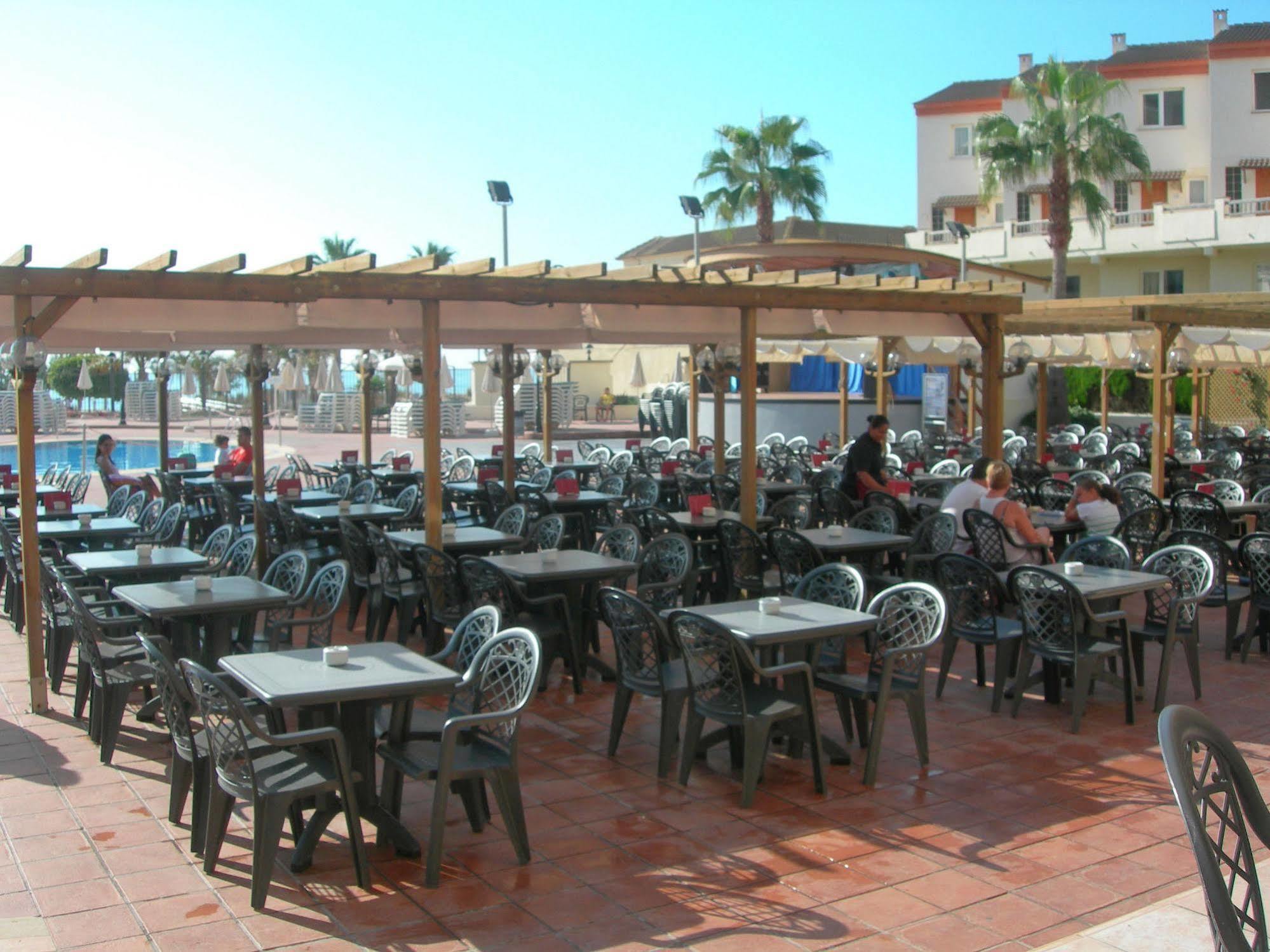 Apartamentos Turisticos Jardines Del Plaza Peñíscola Екстериор снимка