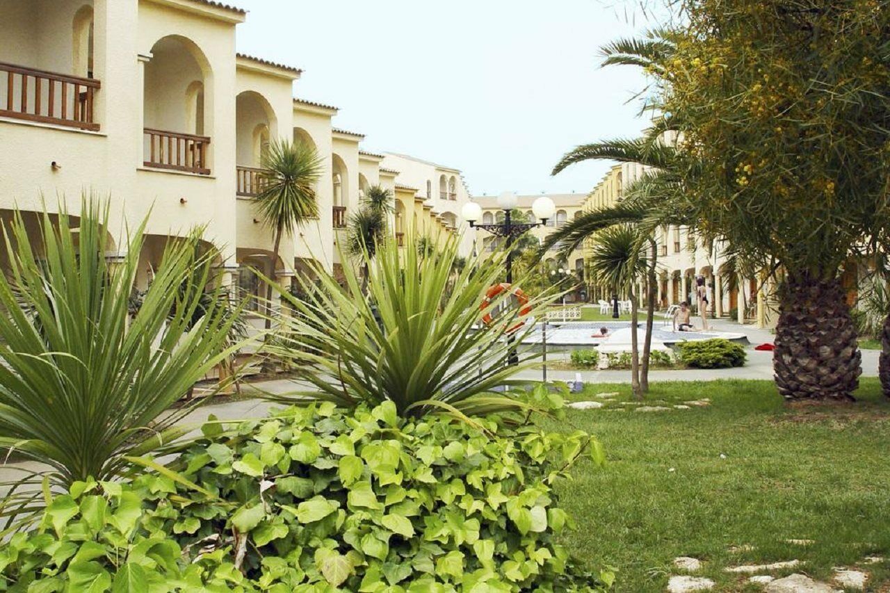 Apartamentos Turisticos Jardines Del Plaza Peñíscola Екстериор снимка
